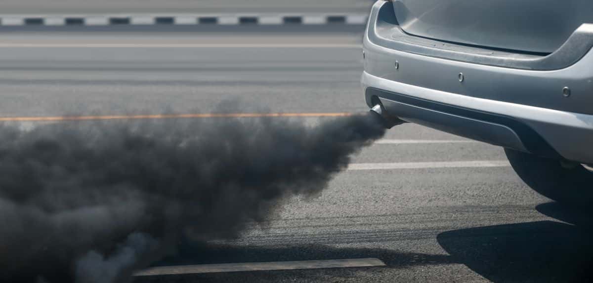 Diesel dymi na czarno bardziej, niż powinien, czyli o problemie kopcenia słów kilka