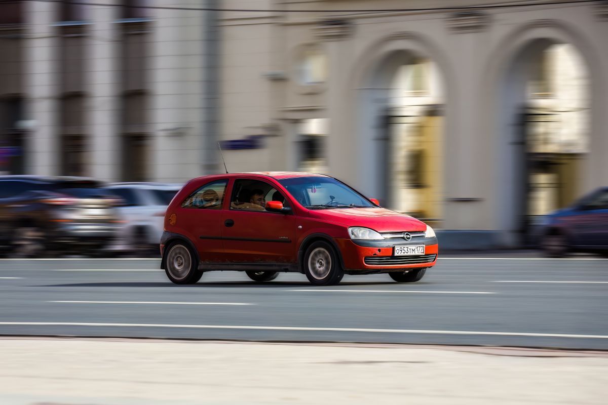 Najlepsze małe samochody do 10 000 zł w 2024 roku [LISTA]